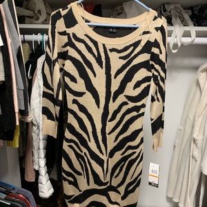 Quarter Sleeve Tiger Strip Dress- Women’s